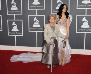 katy-perry-53rd-annual-grammy-awards-arrivals-hmkgf8gjwyzl.jpg